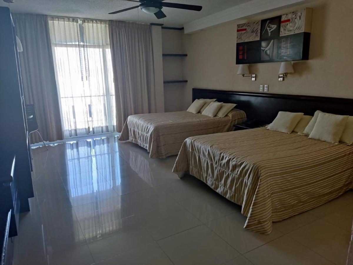 Hotel Mary Celaya Celaya  Ngoại thất bức ảnh