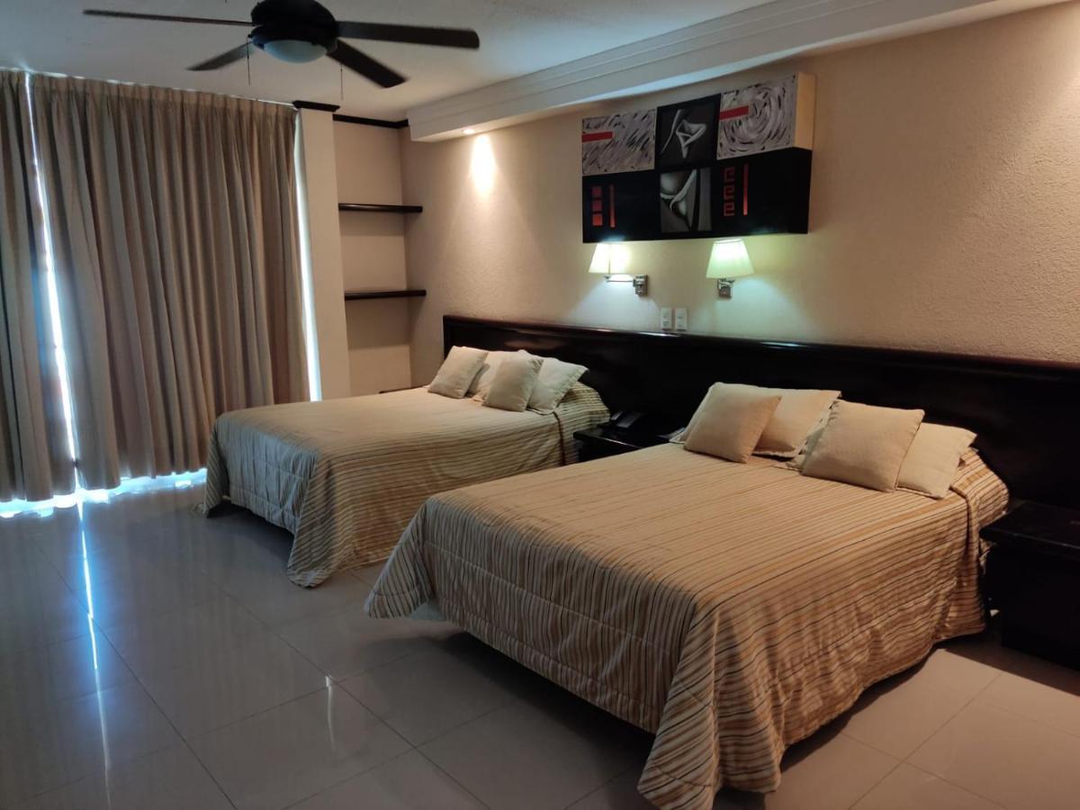 Hotel Mary Celaya Celaya  Ngoại thất bức ảnh